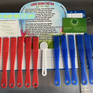 quạt nhựa dày 8 zem, gắn cán dài - đinh tán reve, quạt nhựa tuyển sinh